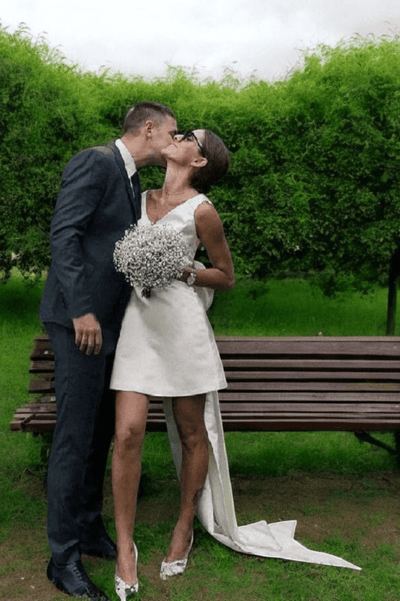 Robe de Mariée Courte – Élégance Satiné - Claire La robe parfaite