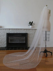 Voile de Mariée – Délicatesse Perlé La robe parfaite