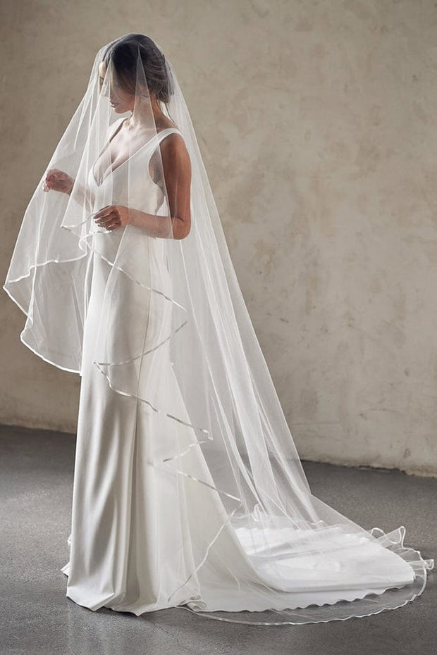 Voile de Mariée Long et Élégant La robe parfaite